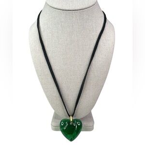 Baccarat Elegant Green Heart Pendant Necklace